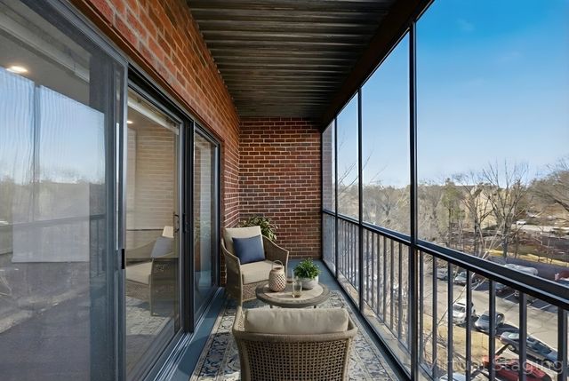 2 Summit 68, Reading, MA 01867