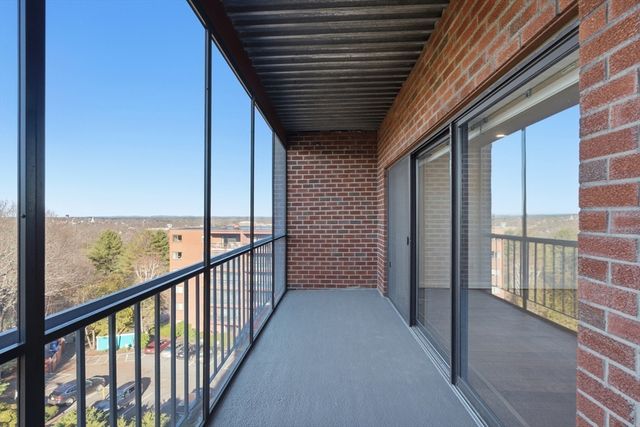 2 Summit 68, Reading, MA 01867