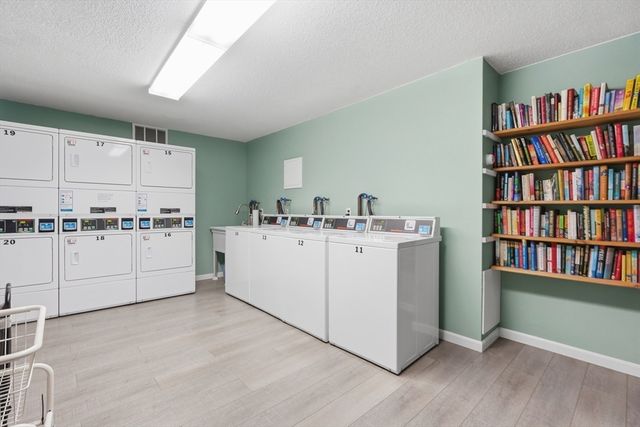 2 Summit 68, Reading, MA 01867