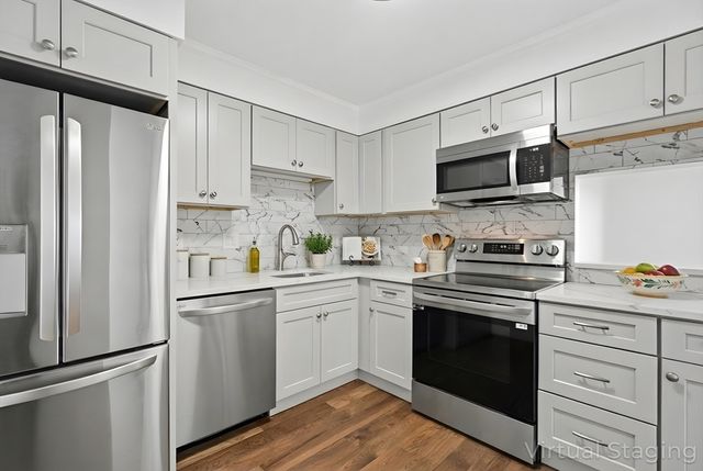 2 Summit 68, Reading, MA 01867