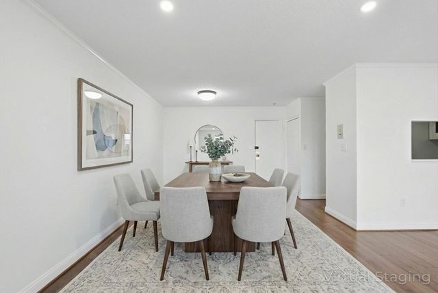 2 Summit 68, Reading, MA 01867