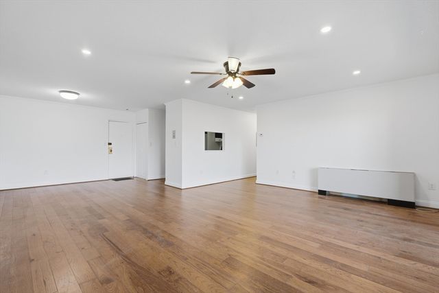 2 Summit 68, Reading, MA 01867