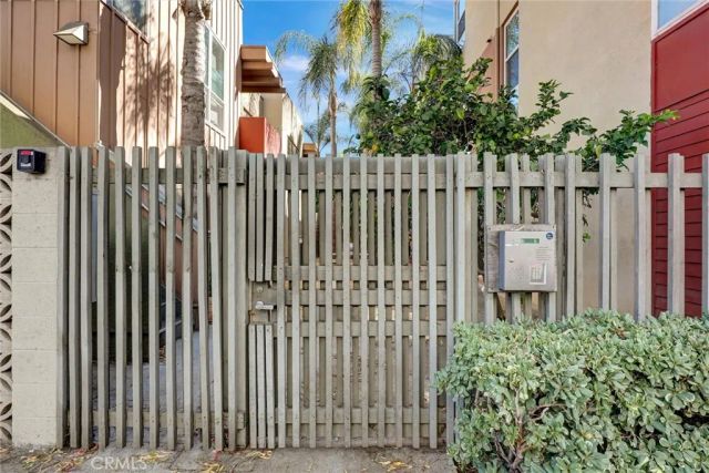 302 E 19th Street 7, Long Beach, CA 90806