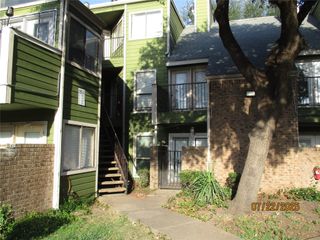 9823 Walnut Street 207, Dallas, TX 75243