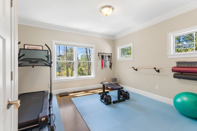 24 Pine Knoll Rd, Lexington, MA 02420
