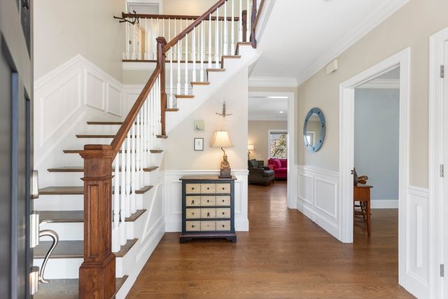 24 Pine Knoll Rd, Lexington, MA 02420