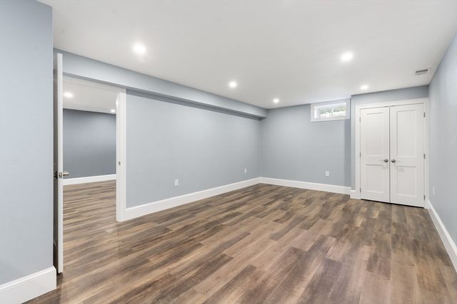 24 Pine Knoll Rd, Lexington, MA 02420