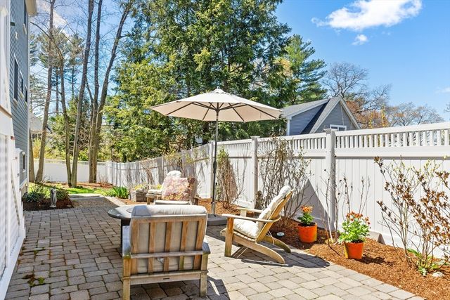 24 Pine Knoll Rd, Lexington, MA 02420