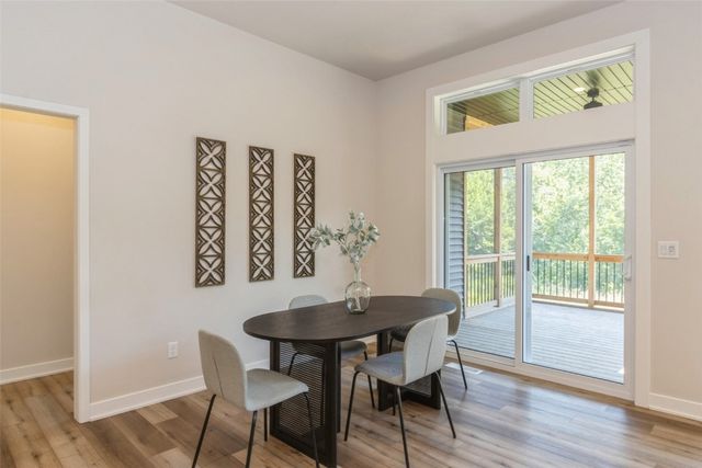 1026 Highland Trail, Solon, IA 52333