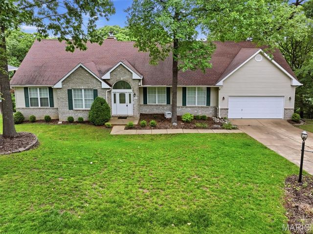 5063 Oak Bluff Drive, High Ridge, MO 63049