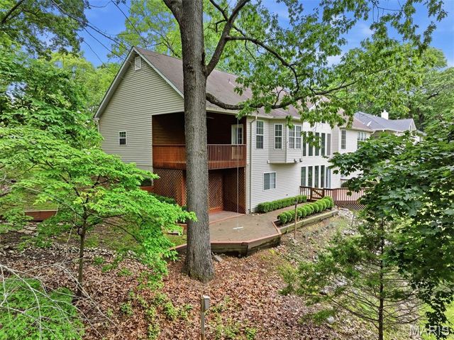 5063 Oak Bluff Drive, High Ridge, MO 63049