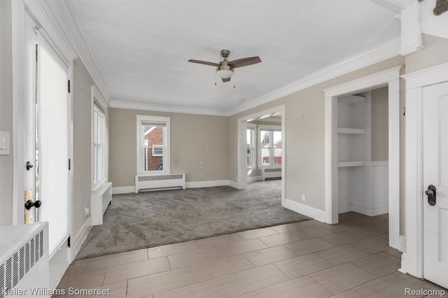 22816 Ridgeway Street, St. Clair Shores, MI 48080