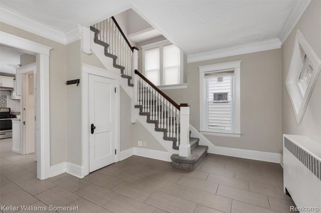 22816 Ridgeway Street, St. Clair Shores, MI 48080