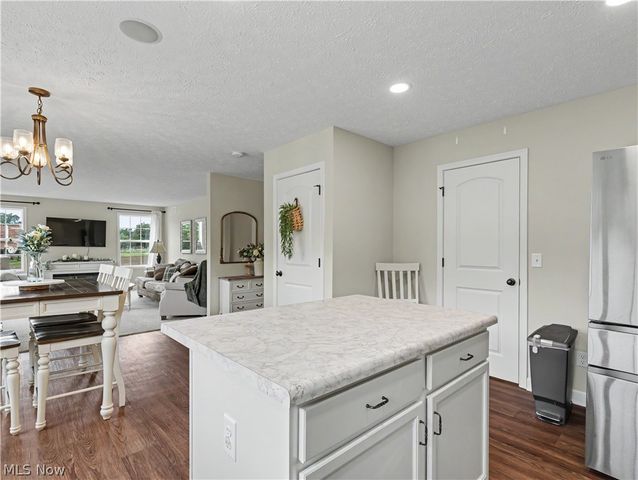 1418 Johns Road, Clinton, OH 44216