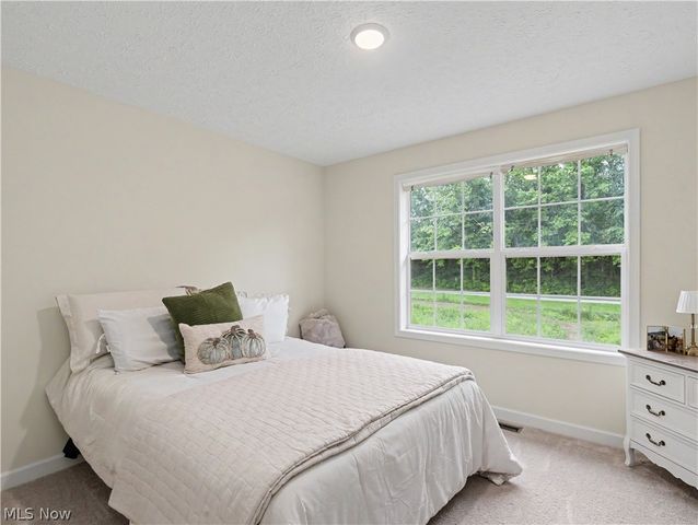 1418 Johns Road, Clinton, OH 44216