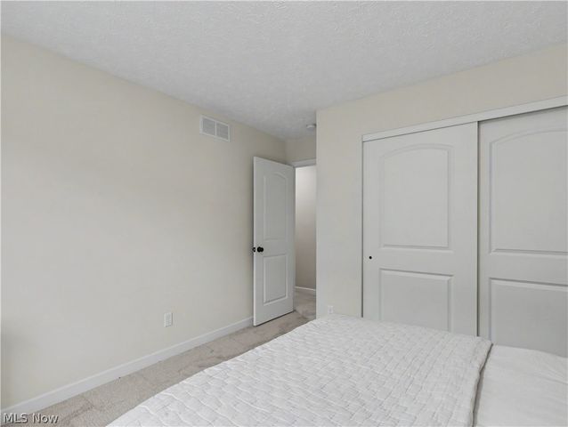 1418 Johns Road, Clinton, OH 44216