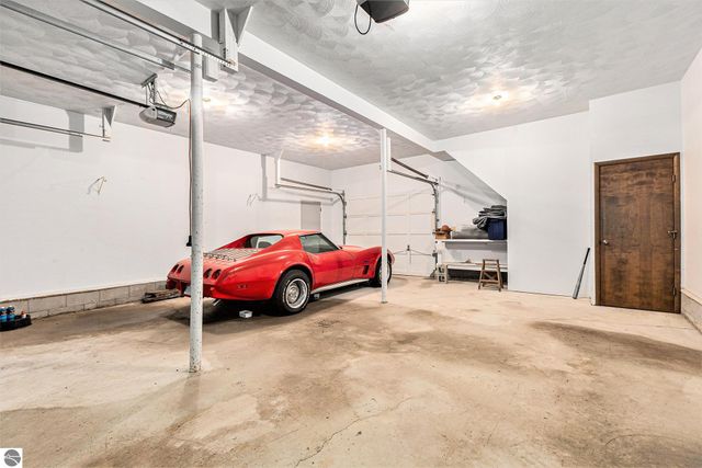 11475 NE Lakeview Drive, Kalkaska, MI 49646