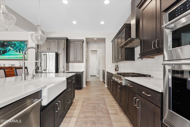 8142 E JAEGER Street, Mesa, AZ 85207