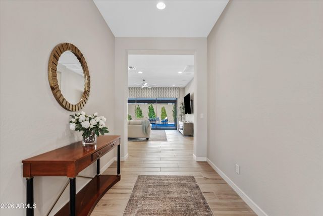 8142 E JAEGER Street, Mesa, AZ 85207