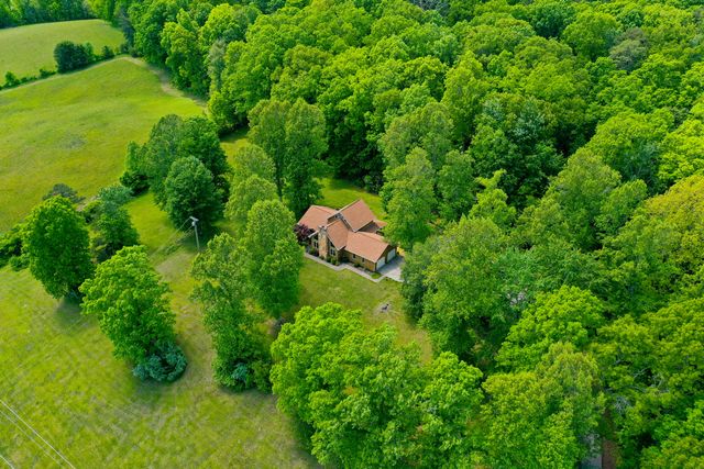 6330 W Laurel Road, London, KY 40741