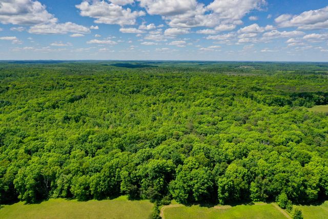 6330 W Laurel Road, London, KY 40741