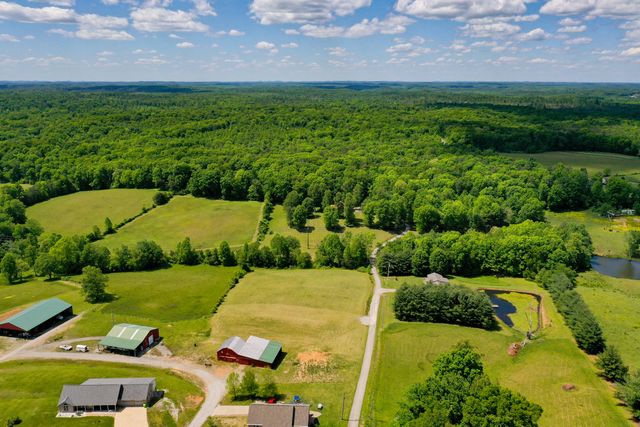 6330 W Laurel Road, London, KY 40741