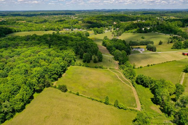 6330 W Laurel Road, London, KY 40741