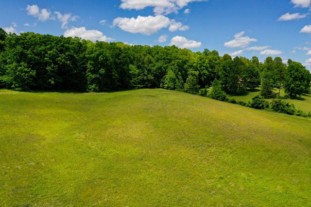 6330 W Laurel Road, London, KY 40741