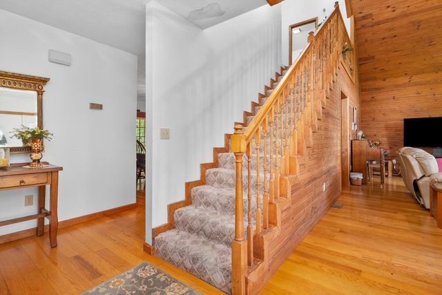 6330 W Laurel Road, London, KY 40741