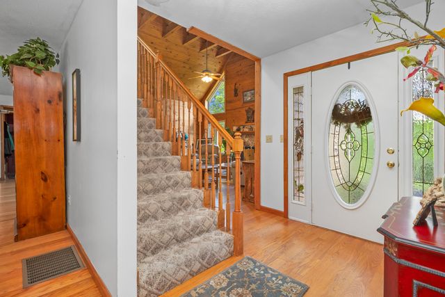 6330 W Laurel Road, London, KY 40741