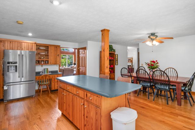 6330 W Laurel Road, London, KY 40741