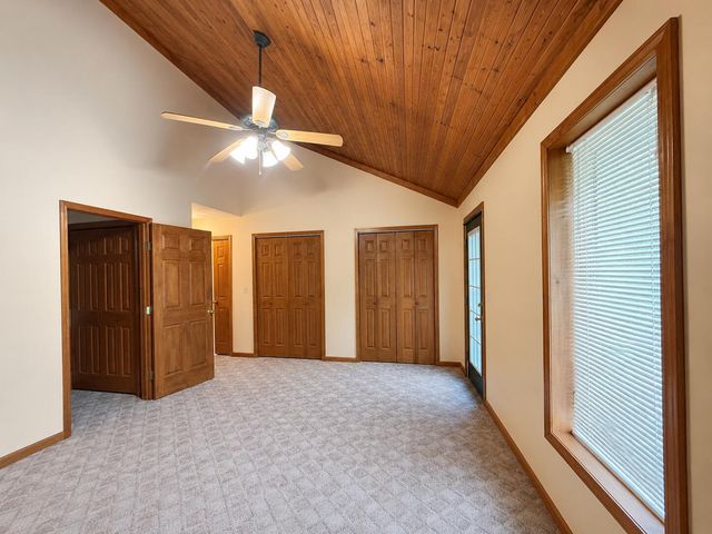 6330 W Laurel Road, London, KY 40741
