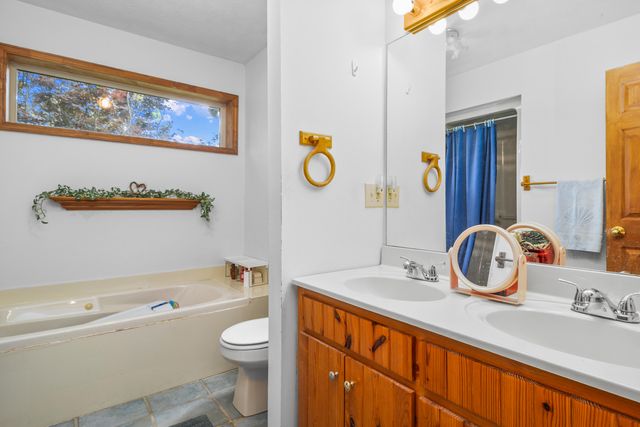 6330 W Laurel Road, London, KY 40741