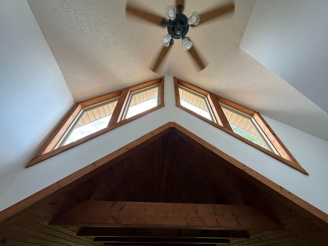 6330 W Laurel Road, London, KY 40741