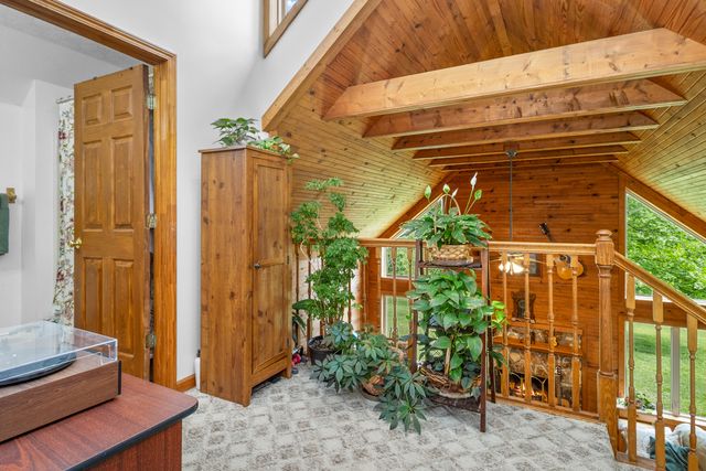 6330 W Laurel Road, London, KY 40741