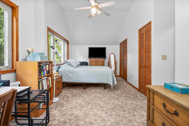 6330 W Laurel Road, London, KY 40741