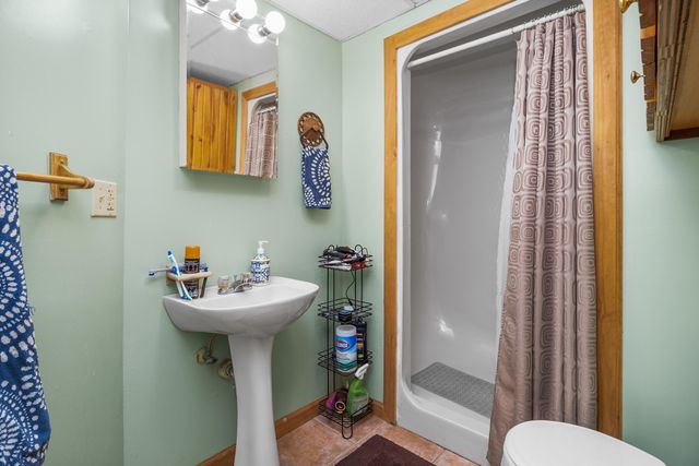 6330 W Laurel Road, London, KY 40741