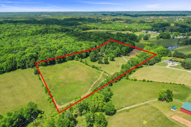 6330 W Laurel Road, London, KY 40741