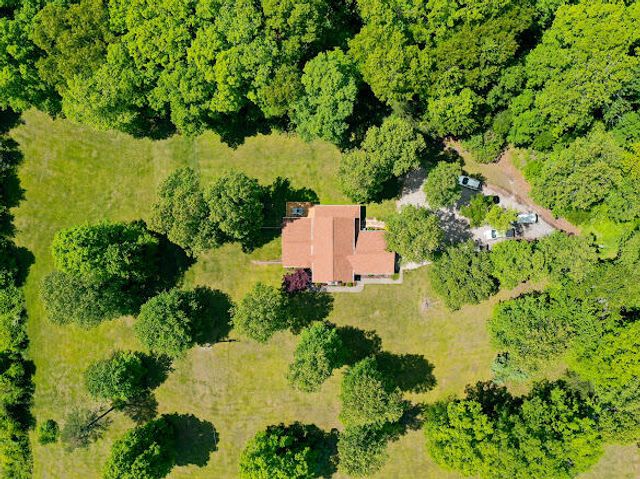 6330 W Laurel Road, London, KY 40741