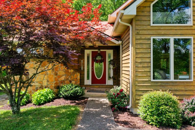 6330 W Laurel Road, London, KY 40741