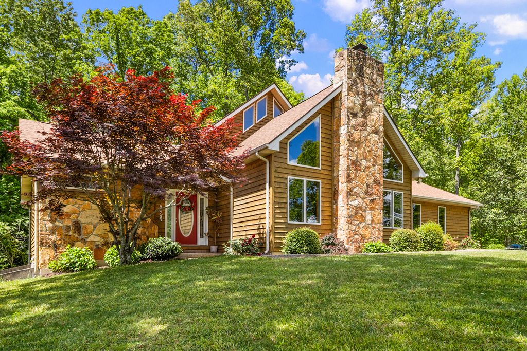 6330 W Laurel Road, London, KY 40741