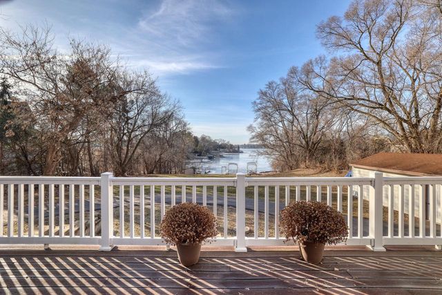 N67W34613 County Hwy K, Oconomowoc, WI 53066