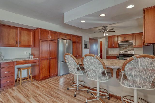 N67W34613 County Hwy K, Oconomowoc, WI 53066