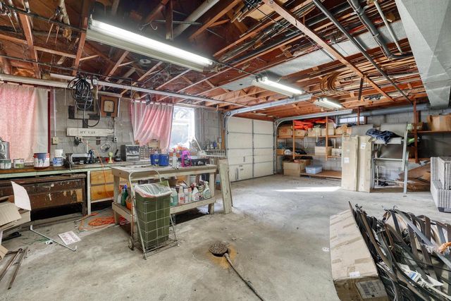 N67W34613 County Hwy K, Oconomowoc, WI 53066