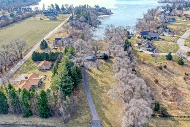 N67W34613 County Hwy K, Oconomowoc, WI 53066