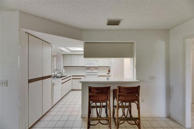 29903 BAYWOOD LANE, Wesley Chapel, FL 33543