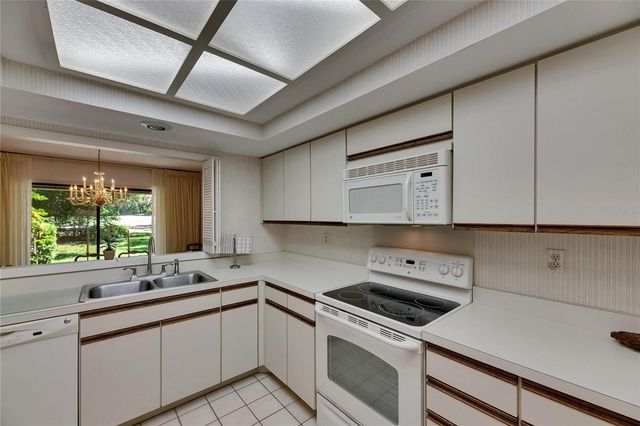 29903 BAYWOOD LANE, Wesley Chapel, FL 33543