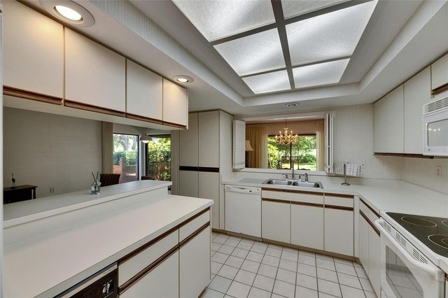 29903 BAYWOOD LANE, Wesley Chapel, FL 33543