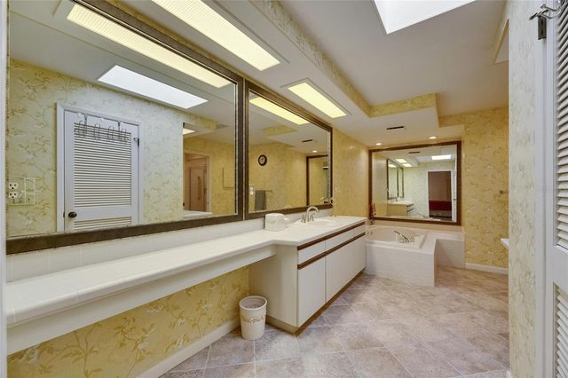 29903 BAYWOOD LANE, Wesley Chapel, FL 33543