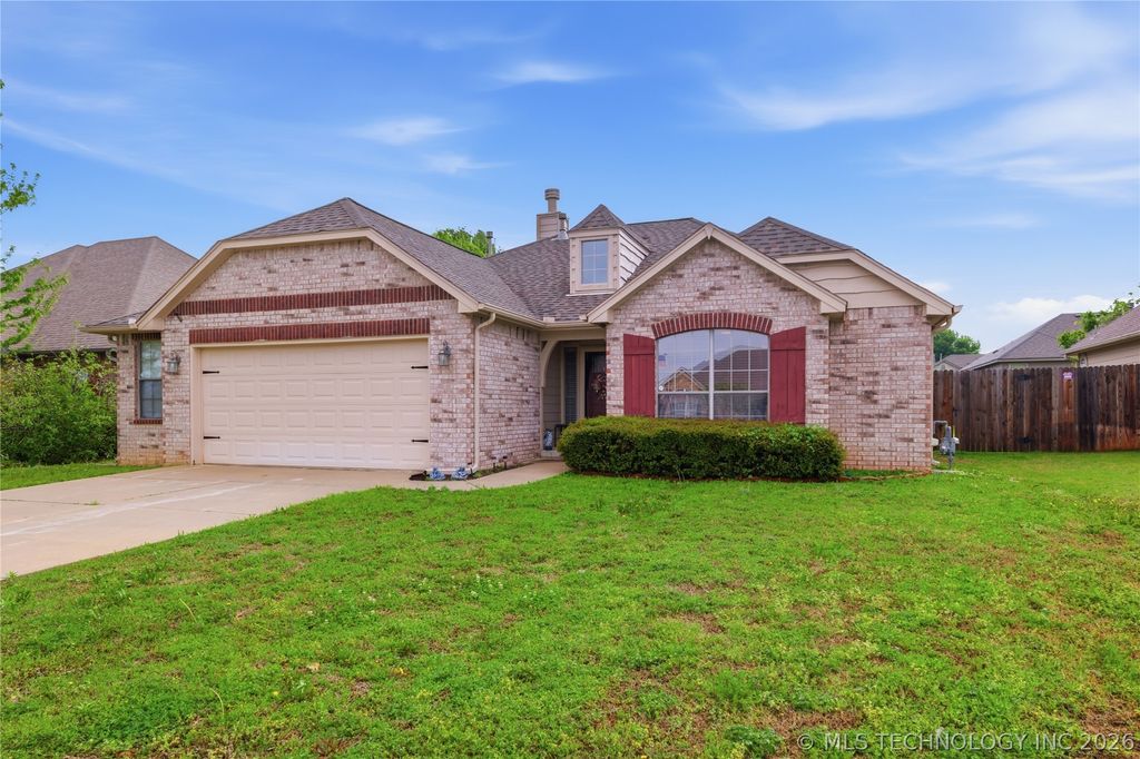 5209 S Bahama Avenue, Sand Springs, OK 74063